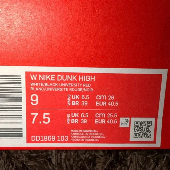 Nike Dunk High White and Black - Picture 6 of 6